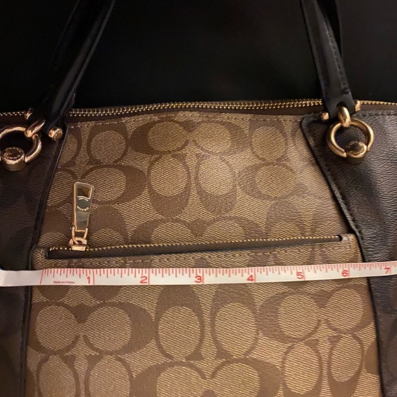 Coach ❤️ Signature purse, multicolor. - Picture 9 of 9